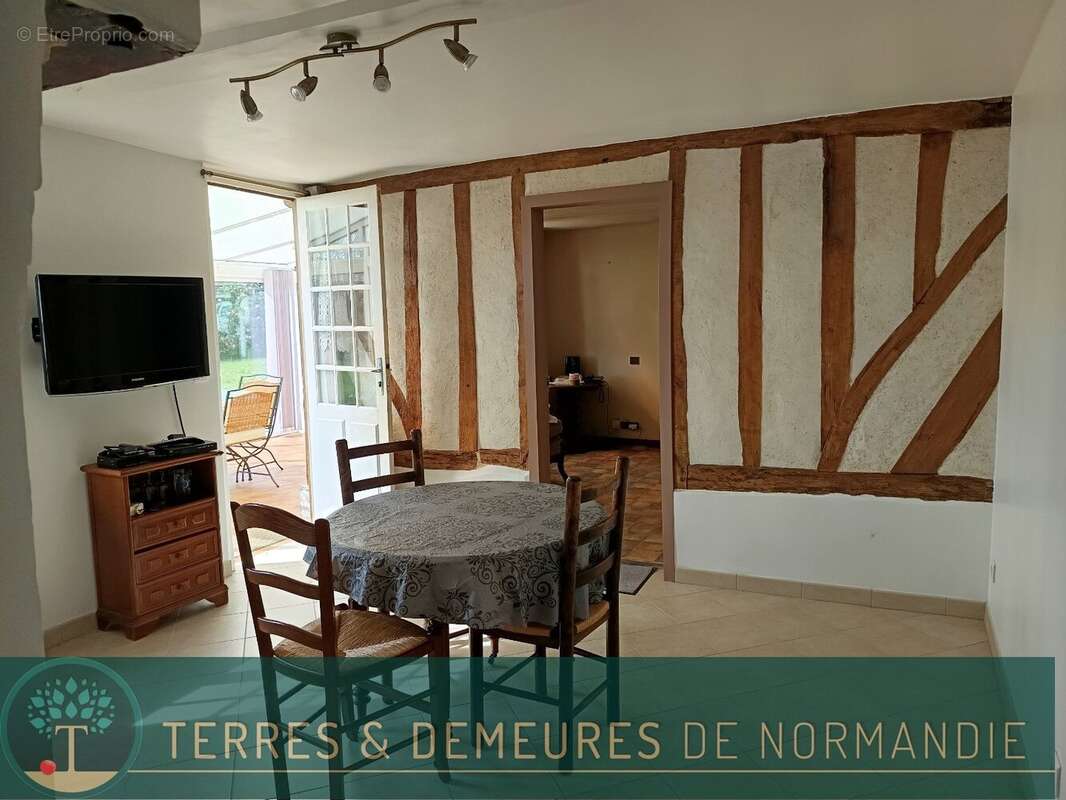 Maison à CORMEILLES