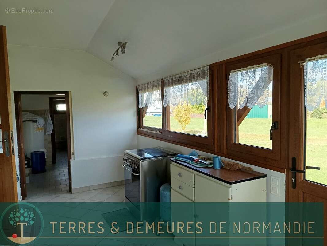 Maison à CORMEILLES