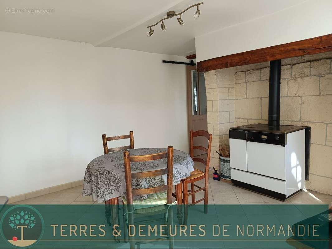 Maison à CORMEILLES
