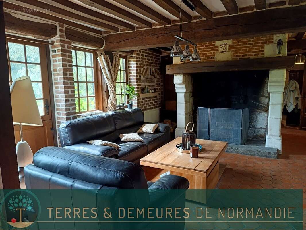 Maison à BONNEVILLE-LA-LOUVET