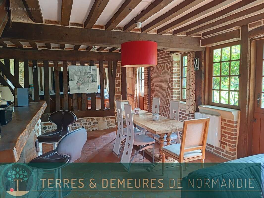 Maison à BONNEVILLE-LA-LOUVET