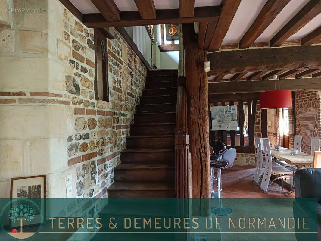 Maison à BONNEVILLE-LA-LOUVET