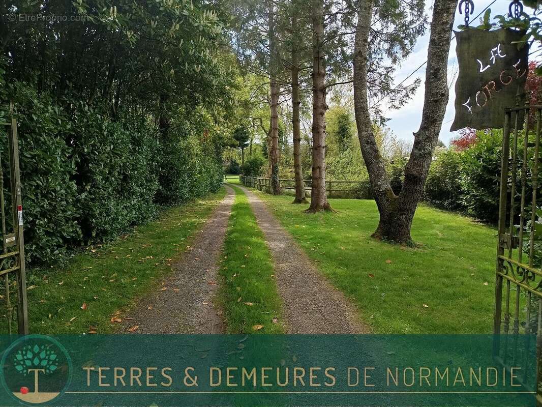 Maison à BONNEVILLE-LA-LOUVET