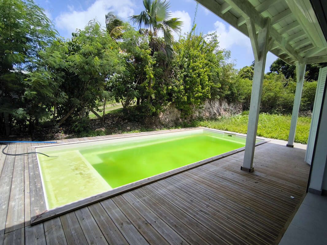 Maison à SAINT-FRANCOIS