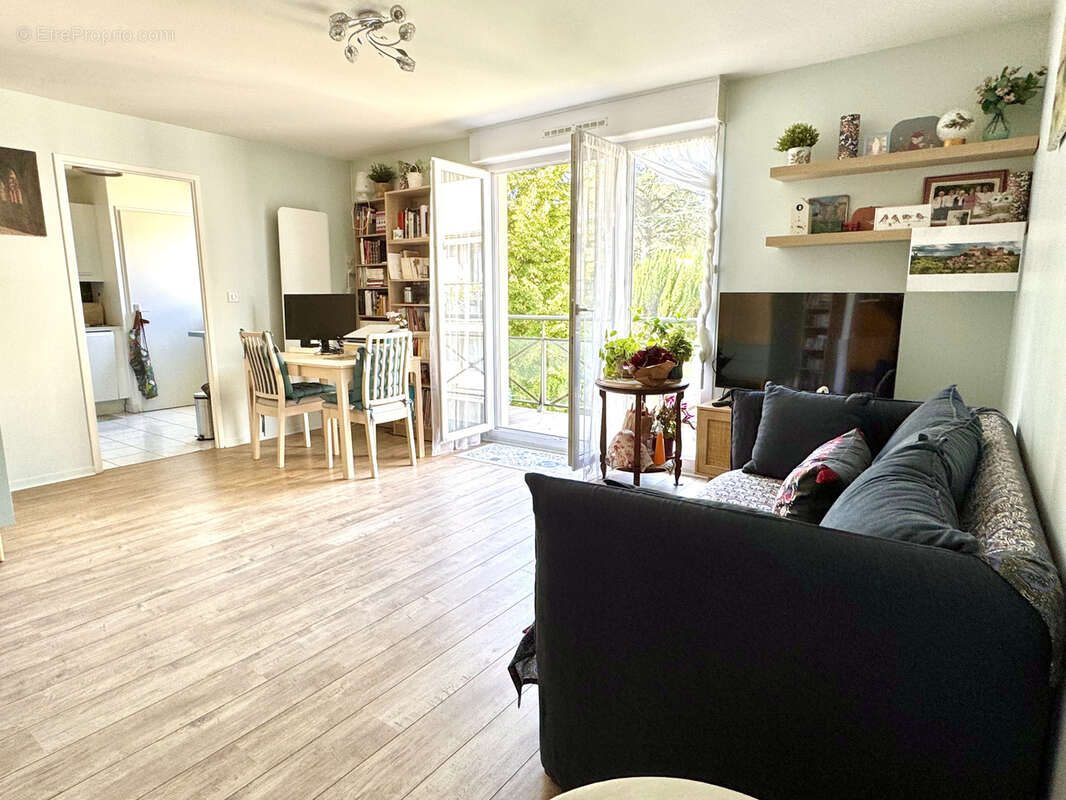 Appartement à THIAIS