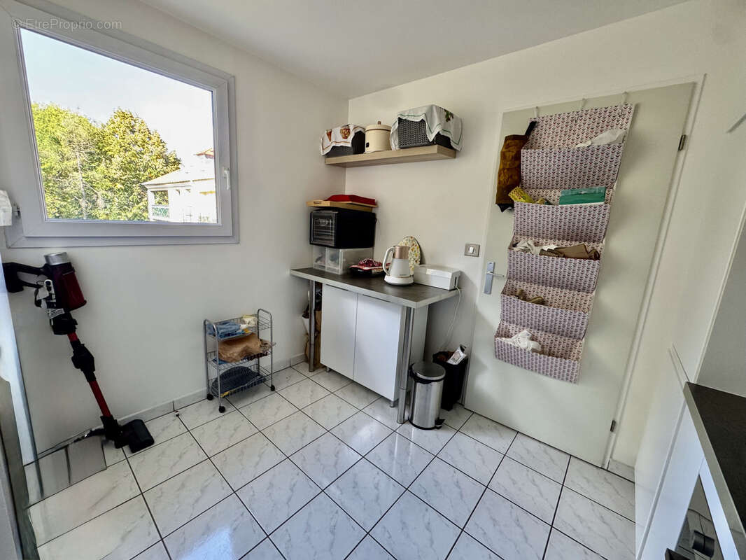 Appartement à THIAIS