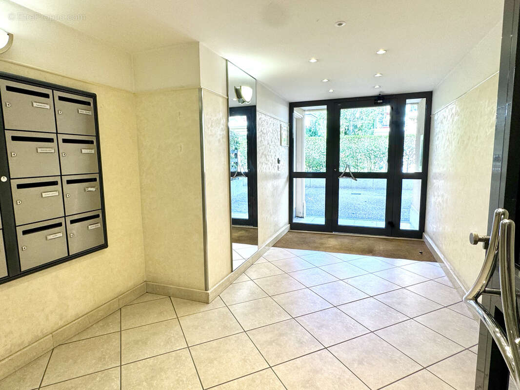 Appartement à THIAIS