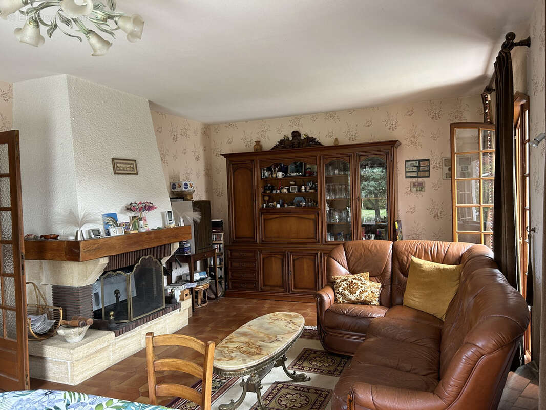 Maison à MONTBARTIER