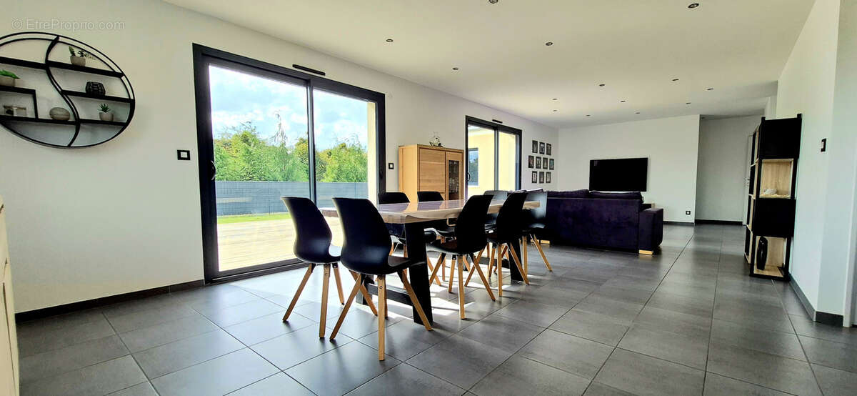 Maison à LE BOIS-ROBERT