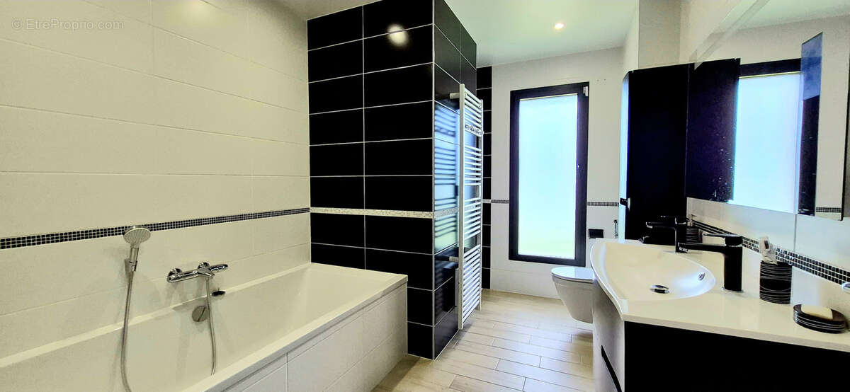 Maison à LE BOIS-ROBERT