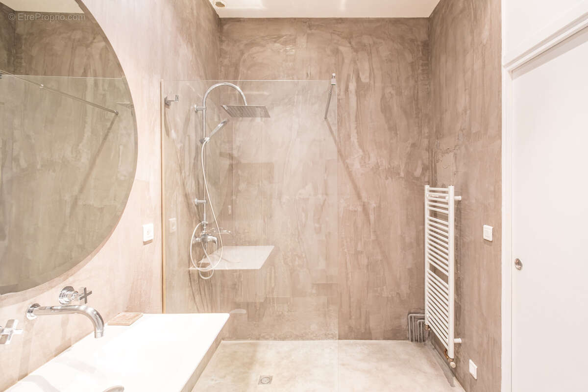 Appartement à LYON-1E