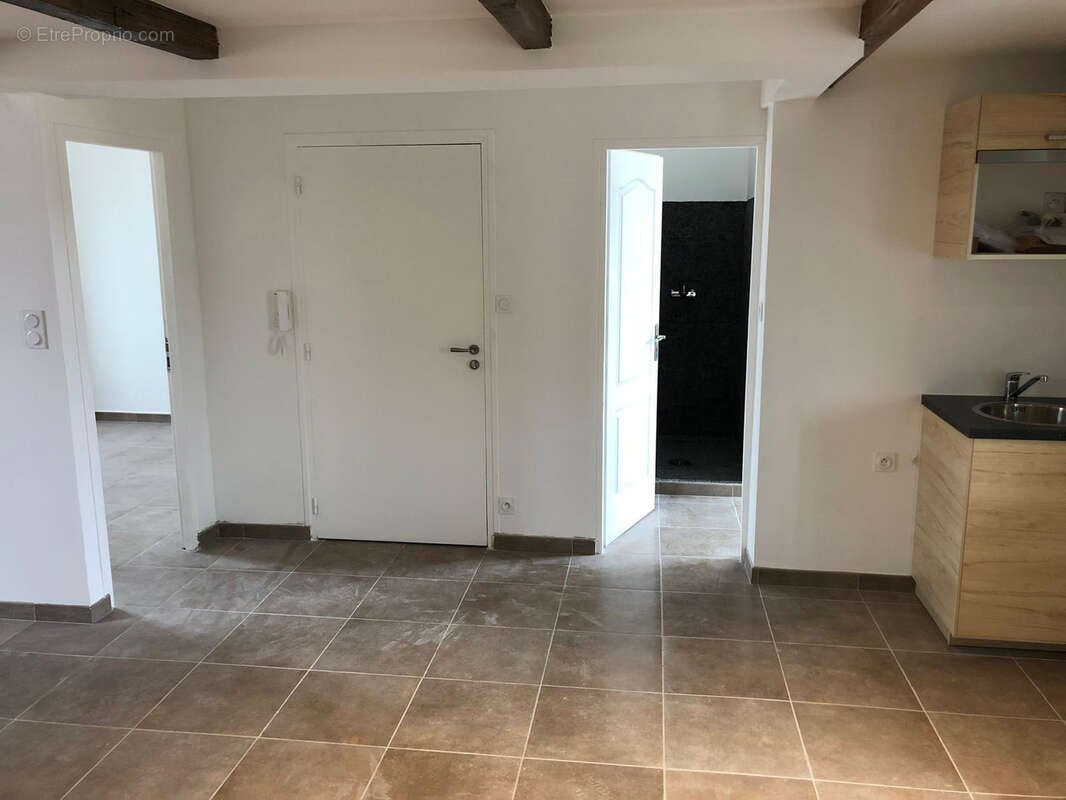 Appartement à MARSEILLE-12E