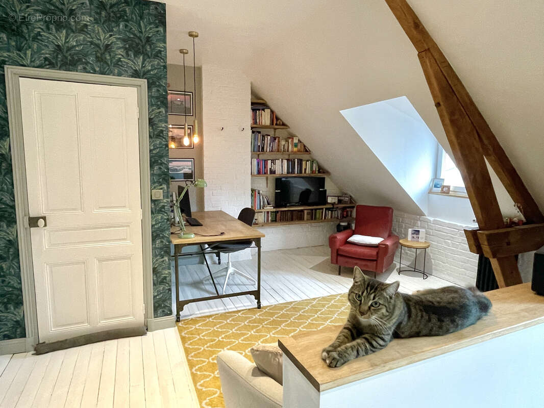 Maison à SAINT-QUENTIN