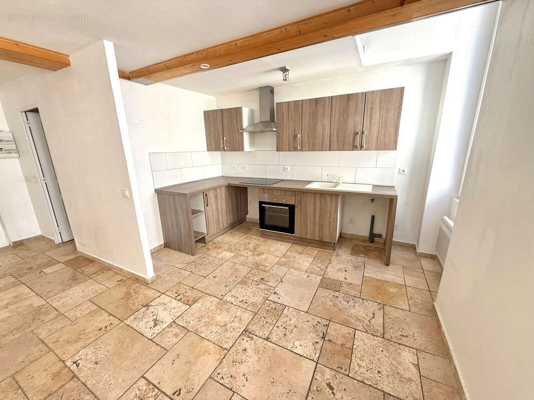 Appartement à MARSEILLE-6E