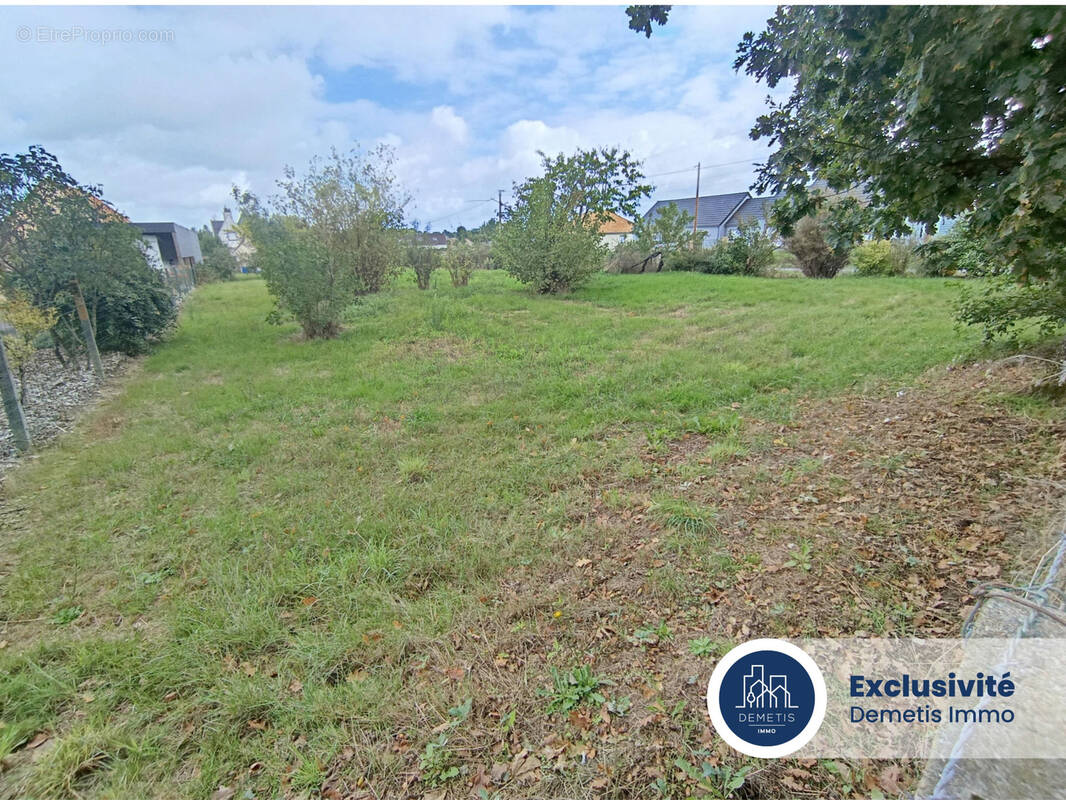 Terrain à BONNETABLE