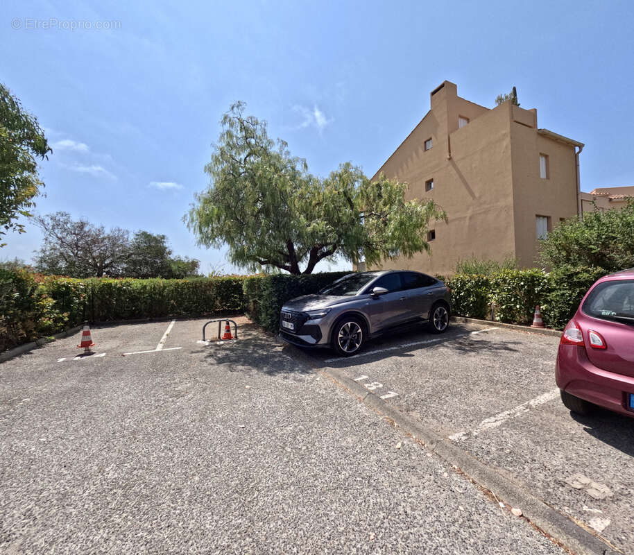 Appartement à CARQUEIRANNE