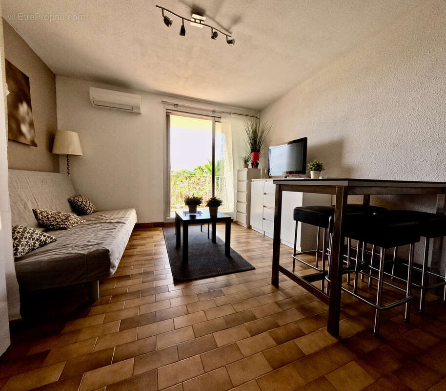 Appartement à CARQUEIRANNE