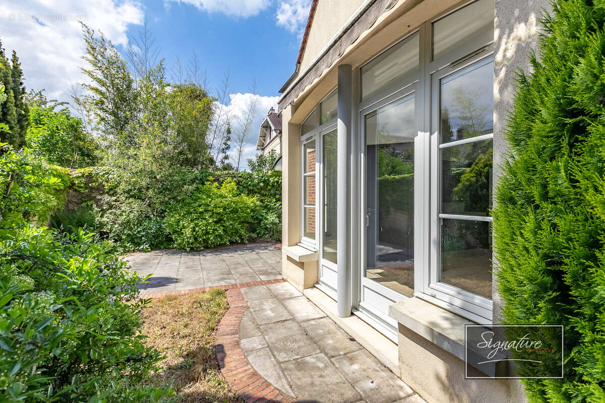 Maison à L&#039;ISLE-ADAM