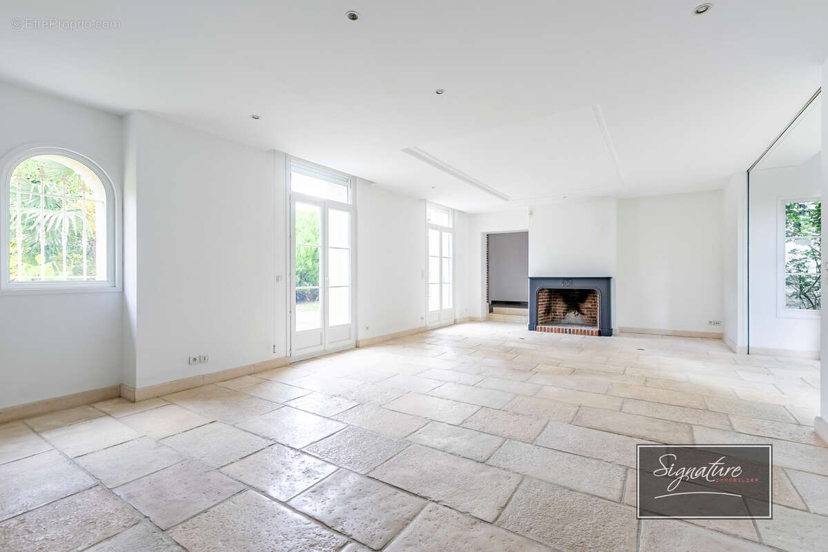 Maison à L&#039;ISLE-ADAM