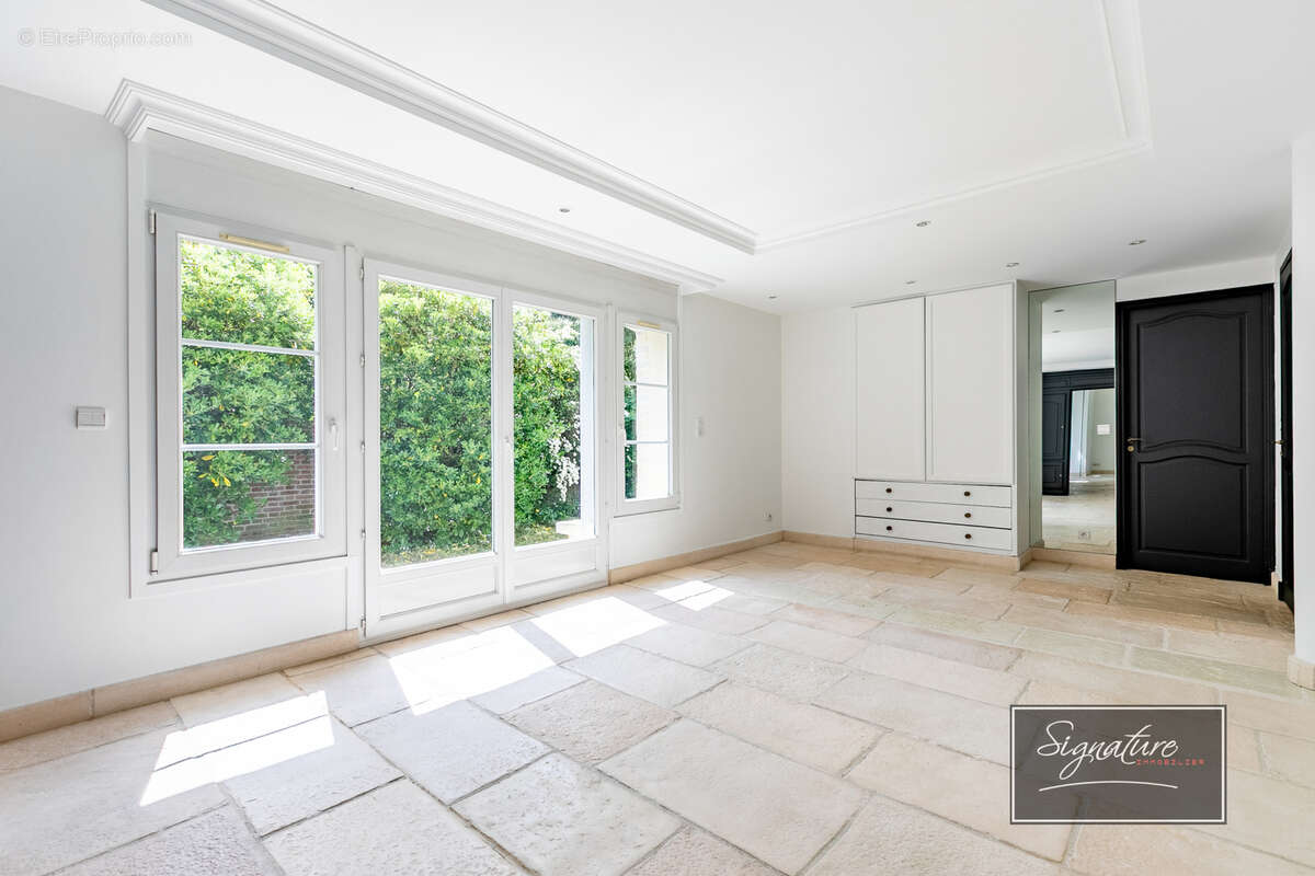 Maison à L&#039;ISLE-ADAM