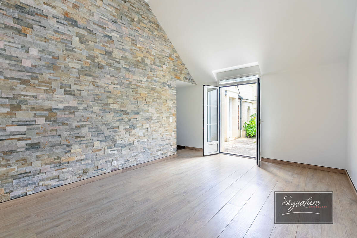 Maison à L&#039;ISLE-ADAM