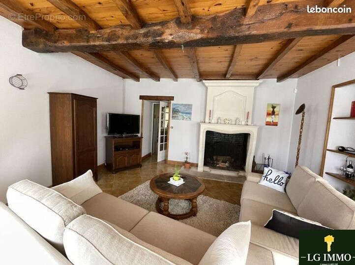 Maison à SAINT-FORT-SUR-GIRONDE