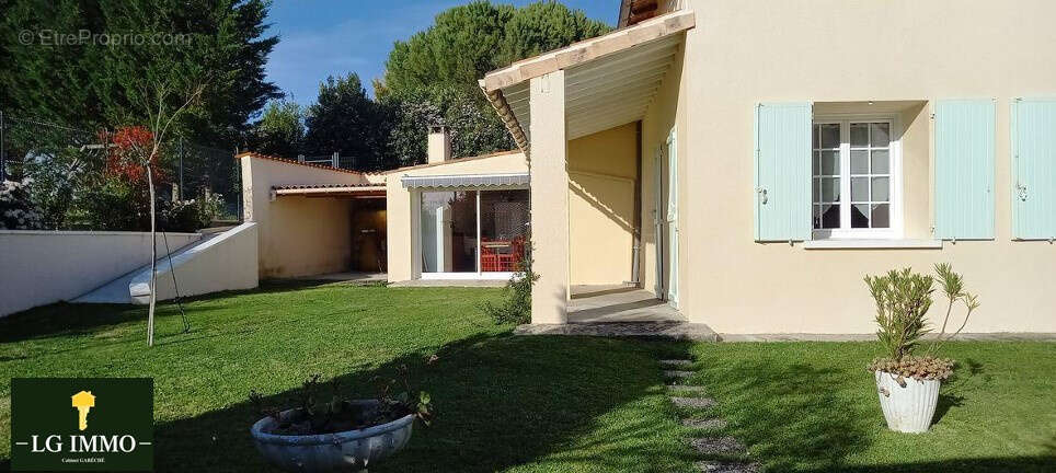 Maison à SAINT-FORT-SUR-GIRONDE