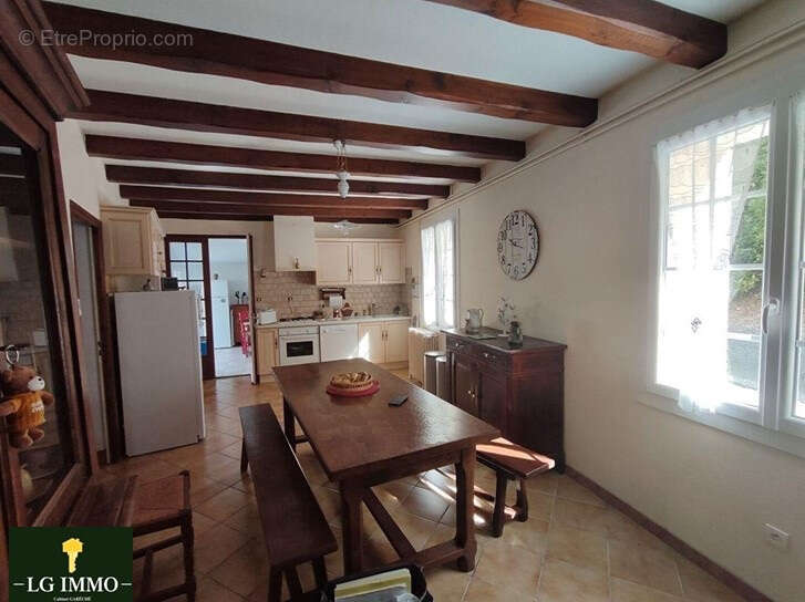 Maison à SAINT-FORT-SUR-GIRONDE