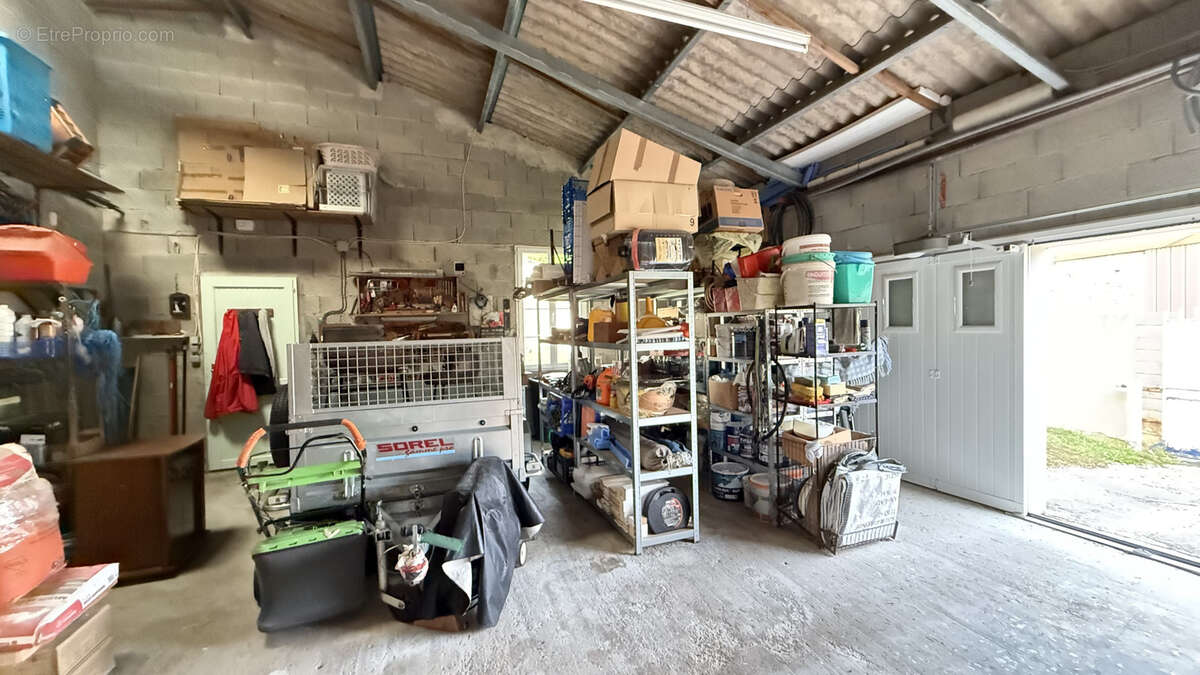 Maison à SAINT-FORT-SUR-GIRONDE