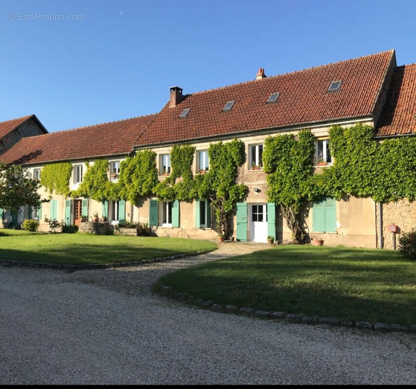 Maison à SAINT-VRAIN