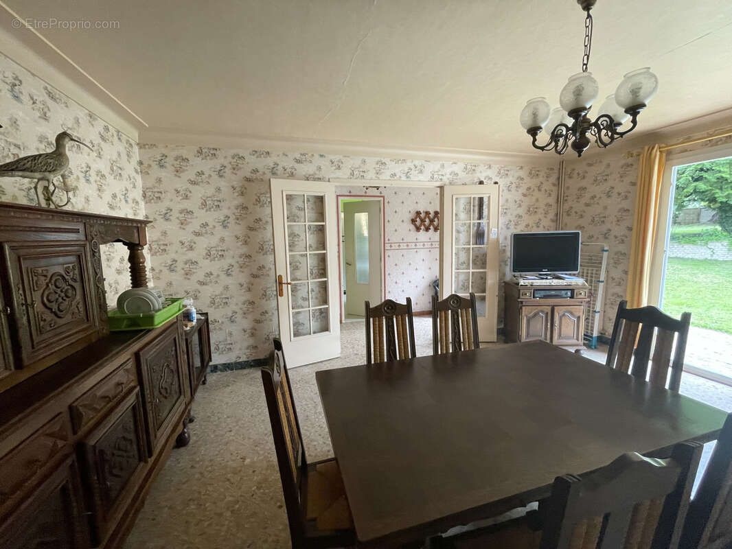 Maison à MARCHEVILLE