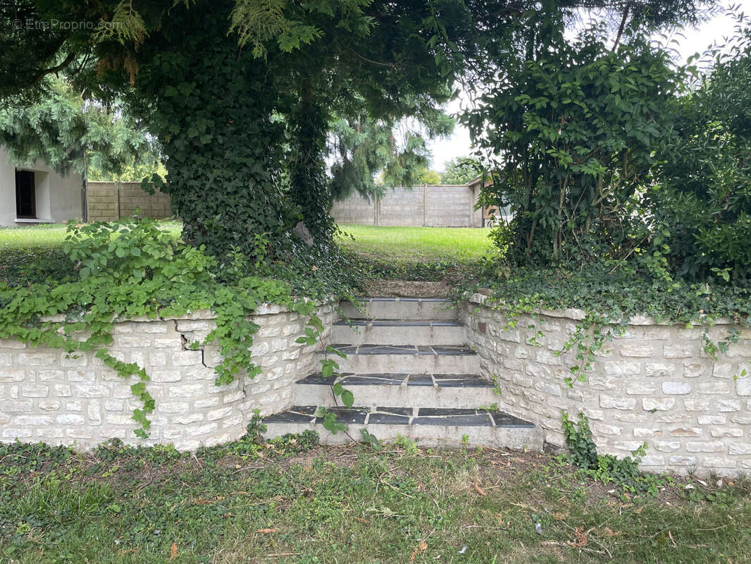 Maison à MARCHEVILLE