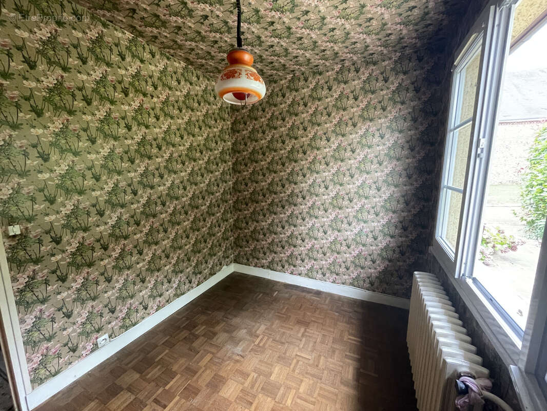 Maison à MARCHEVILLE