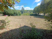 Terrain à ENTRECHAUX