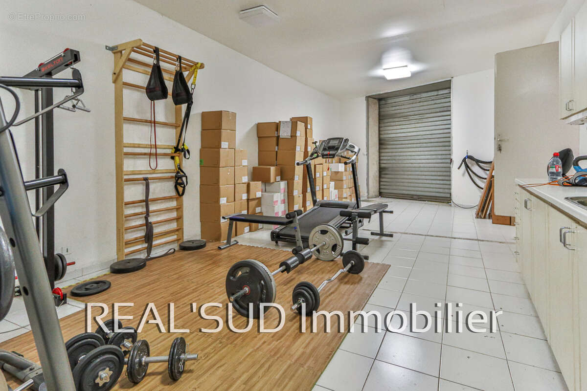 Maison à MARSEILLE-4E