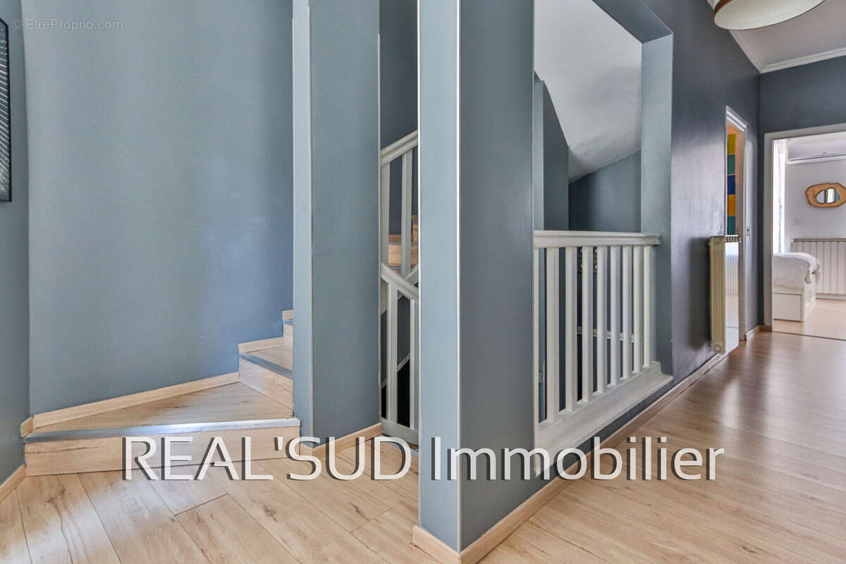 Maison à MARSEILLE-4E