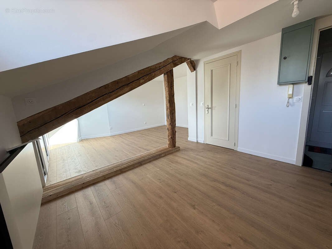 Appartement à SAINT-ETIENNE