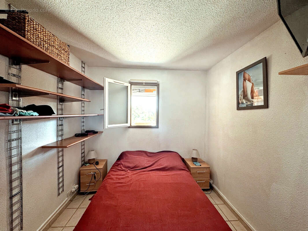 Appartement à ROQUEBRUNE-SUR-ARGENS