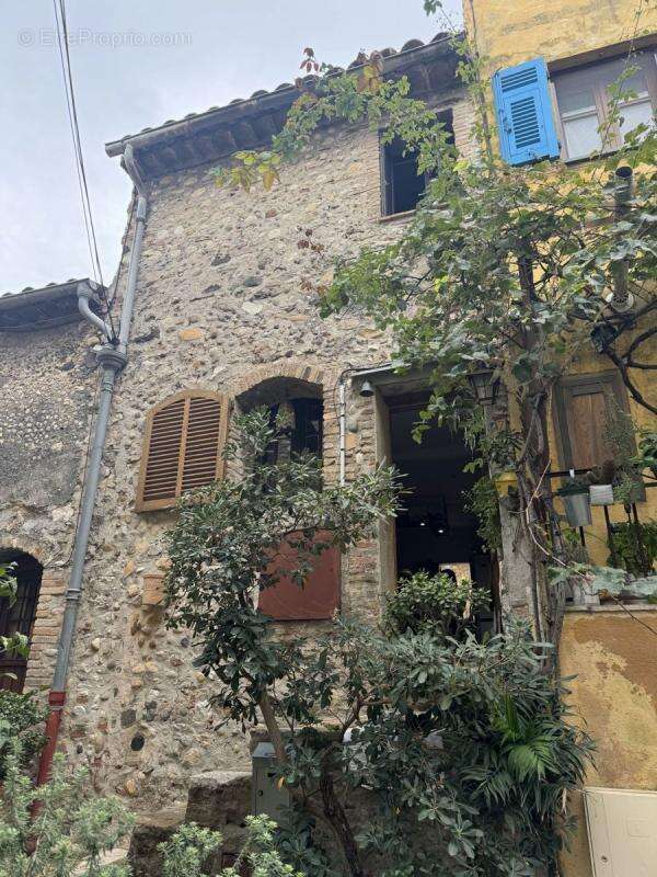 Maison à CAGNES-SUR-MER