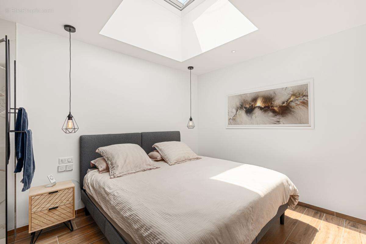 Appartement à VALLAURIS