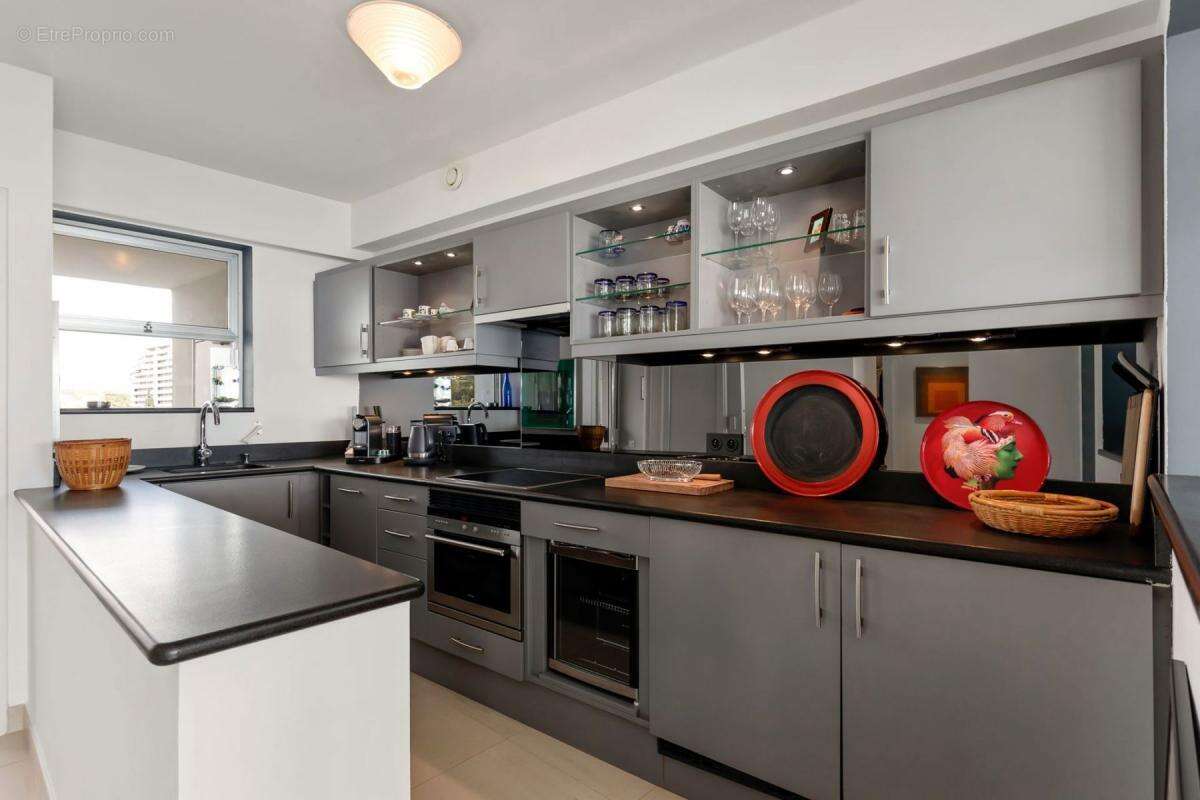 Appartement à VILLENEUVE-LOUBET