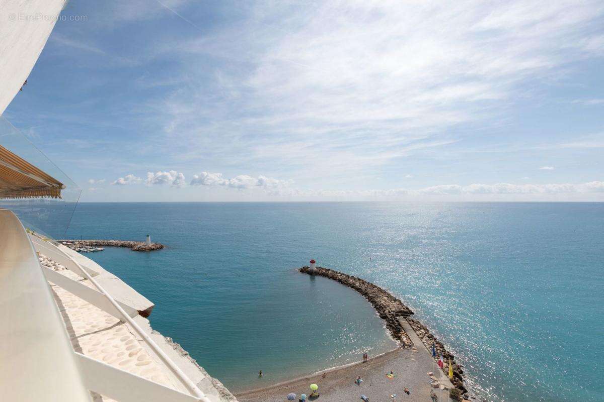 Appartement à VILLENEUVE-LOUBET