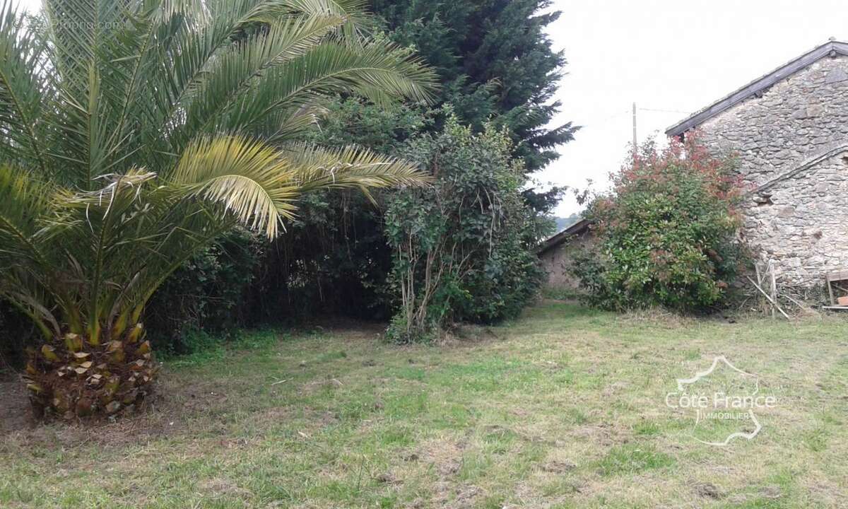 Maison à SAINT-ETIENNE-D'ORTHE