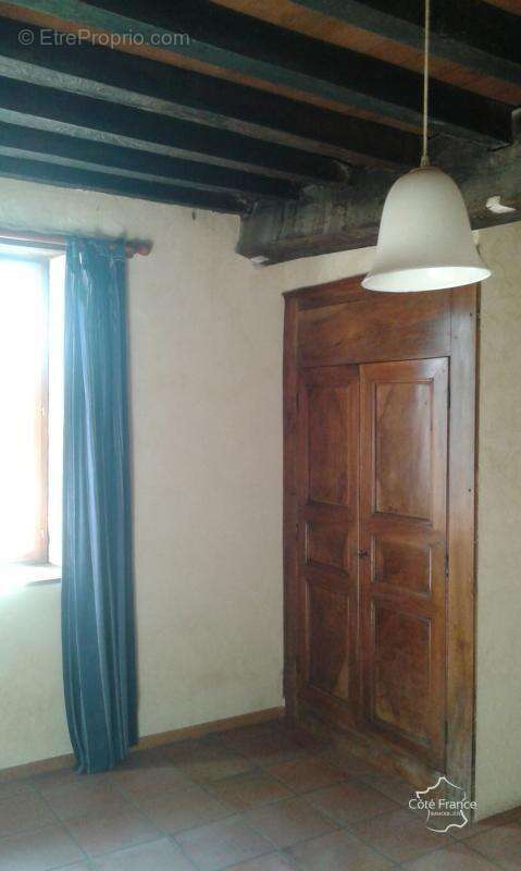 Maison à SAINT-ETIENNE-D'ORTHE