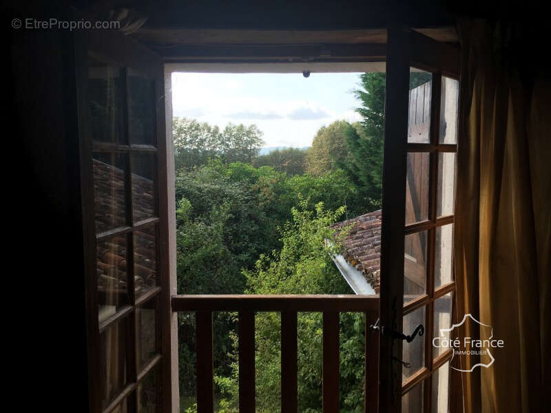 Maison à SAINT-ETIENNE-D'ORTHE