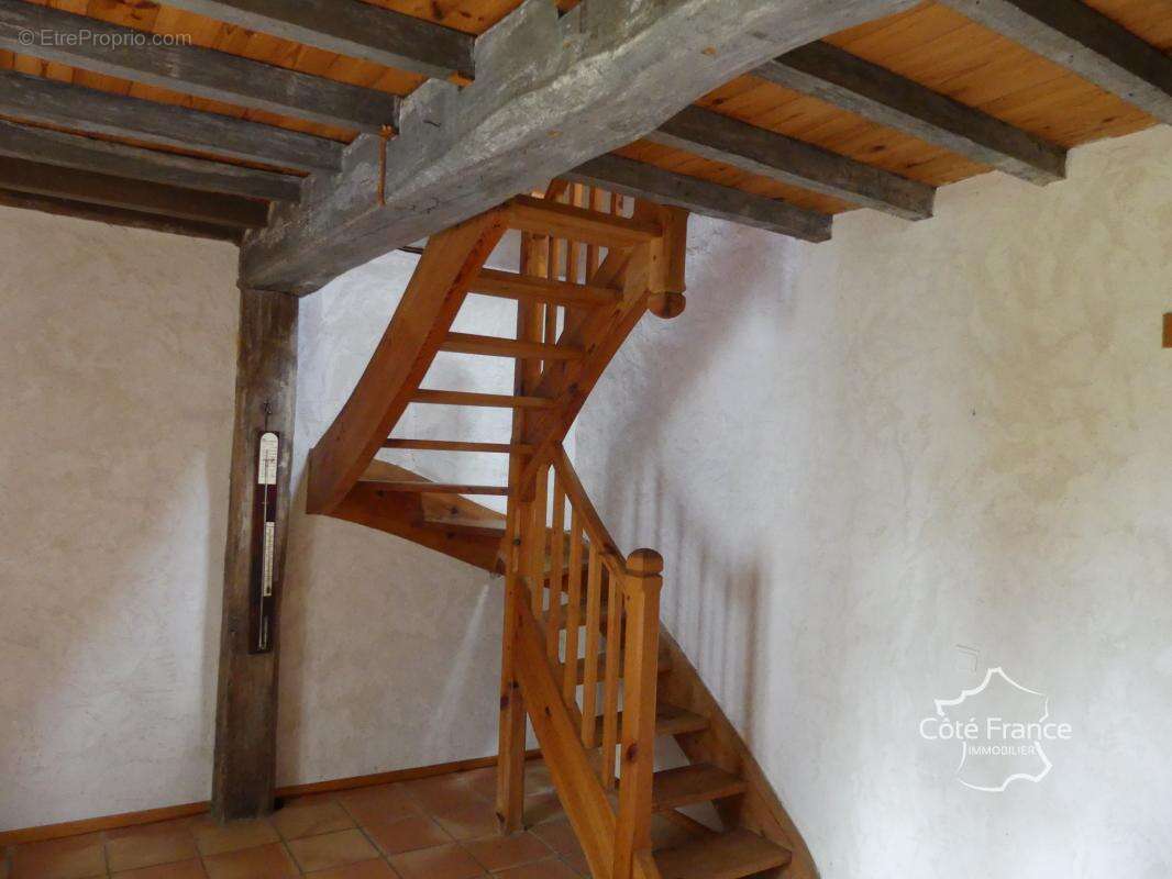 Maison à SAINT-ETIENNE-D'ORTHE