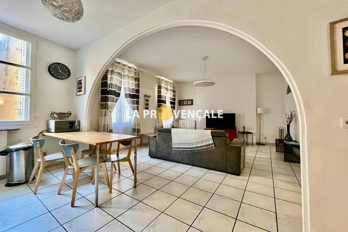 Appartement à AIX-EN-PROVENCE
