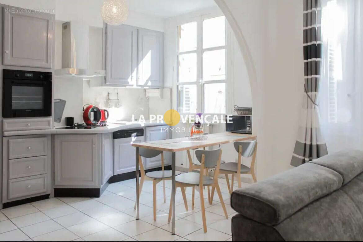 Appartement à AIX-EN-PROVENCE