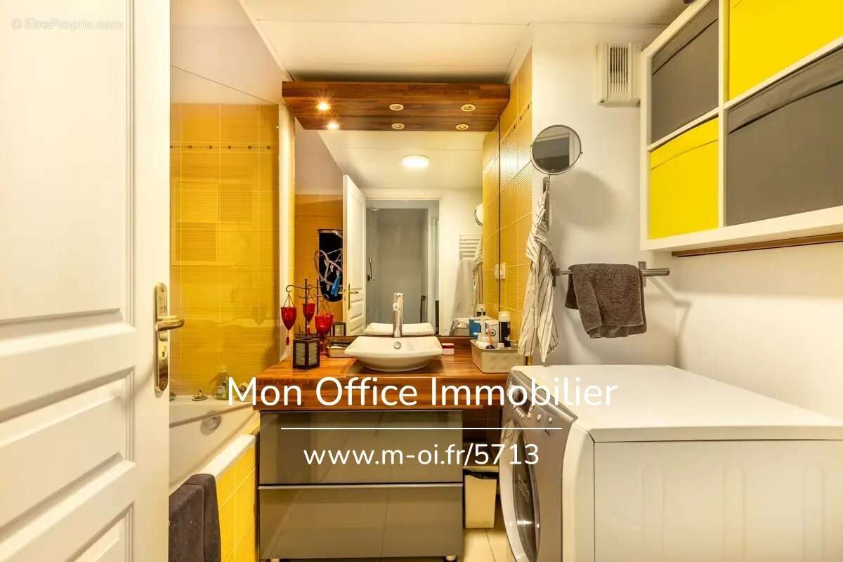 Appartement à MARSEILLE-8E