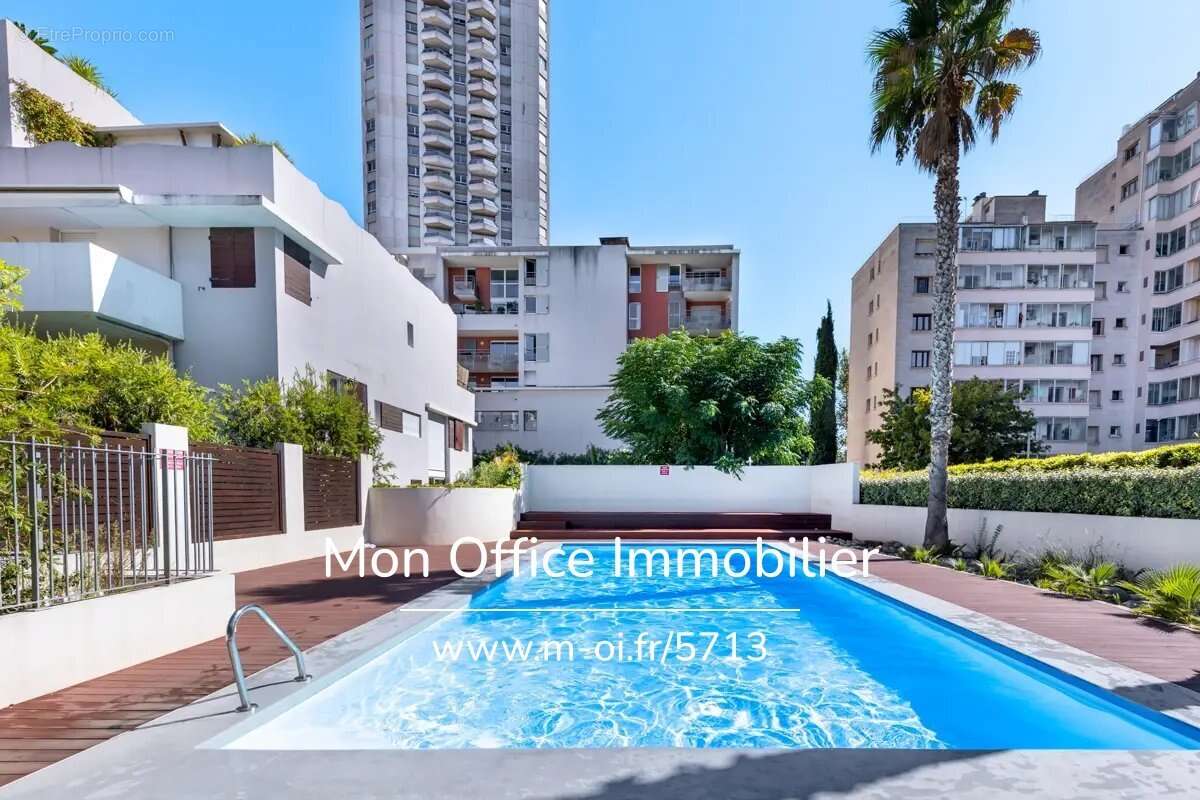 Appartement à MARSEILLE-8E